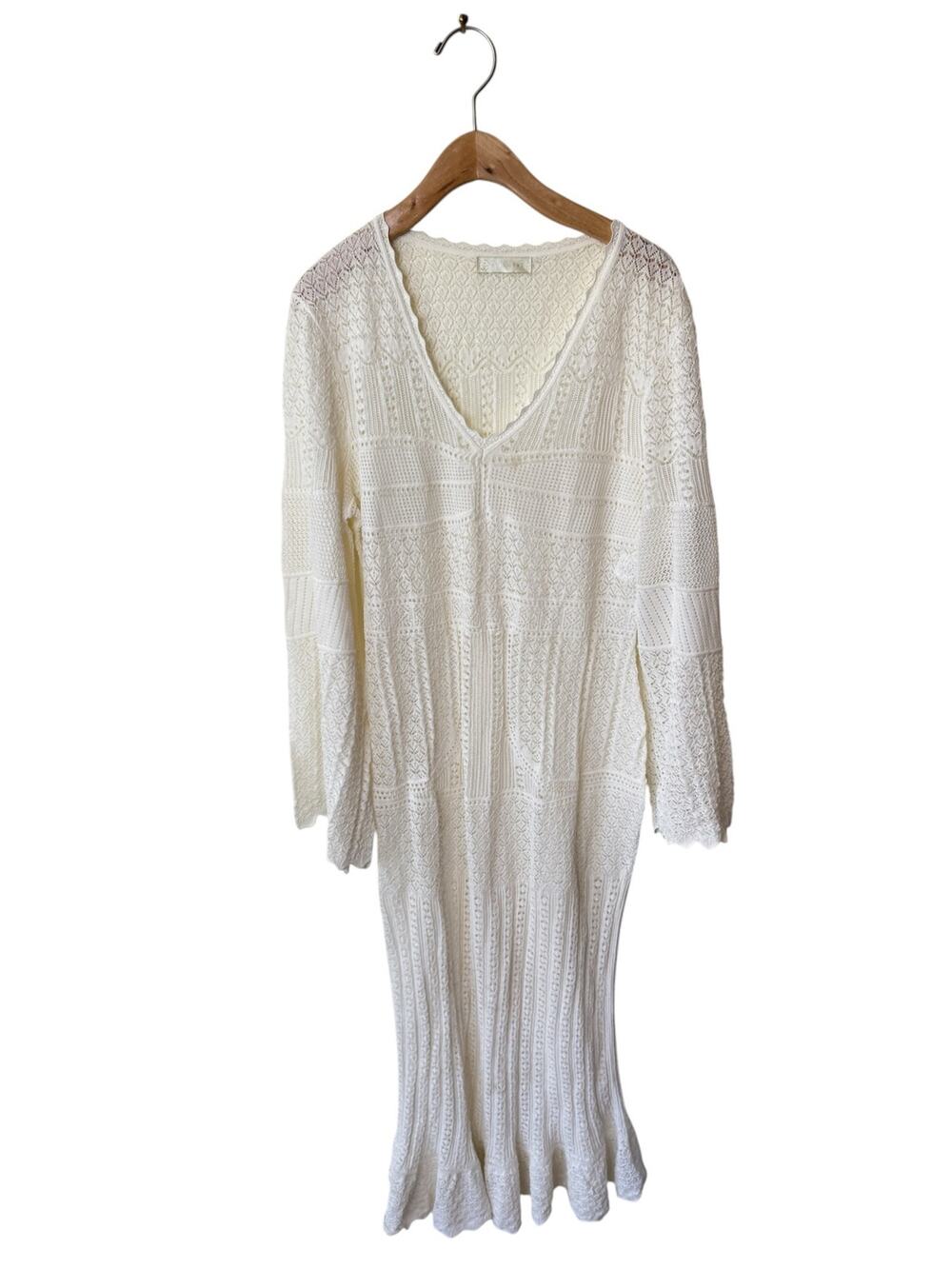 VITA GRACE Crochet Ruffle Bottom V Neck Swim Cover Up SKU VG00956M Cream
